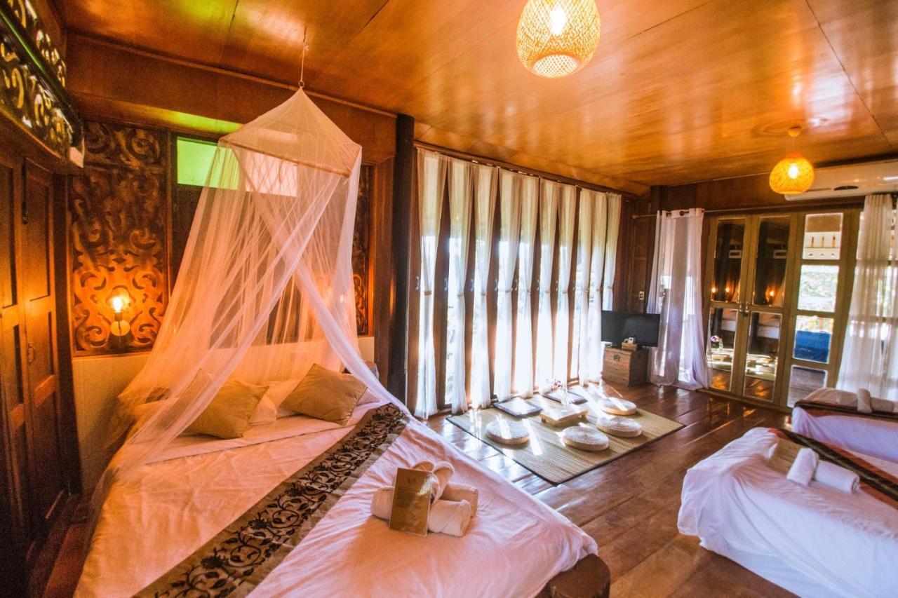 The Antique Riverside Resort Ban Pong  Eksteriør billede